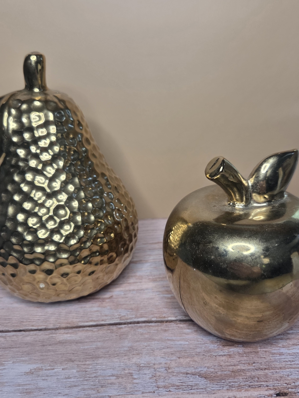Gold Ceramic Apple & Pear Decorative Sculpture Set
